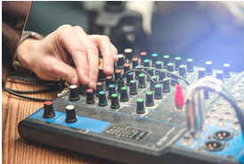 打碟机图片介绍:DDJ-400和DJ-202比较 打碟机图片介绍:DDJ-400和DJ-202比较