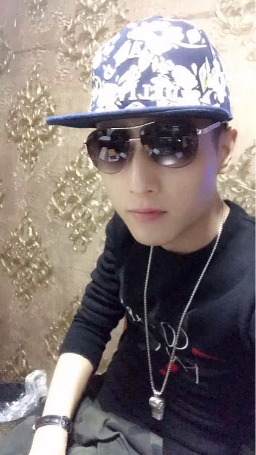 dj阿龙
