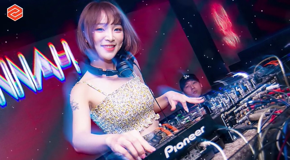 韩国夜店舞曲风格图片